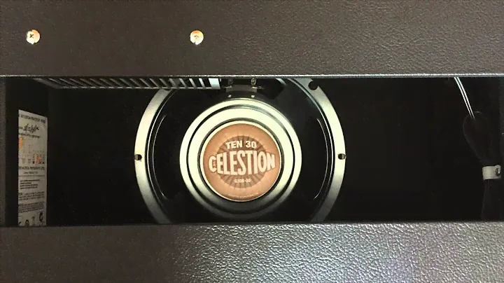Fender Princeton Reverb Speaker Comparison: Celestion Ten 30 vs Jensen P10Q (10")