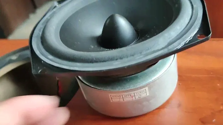 LOA CÂY CELESTION F30 GIÁ 7.900 LH 0911169961