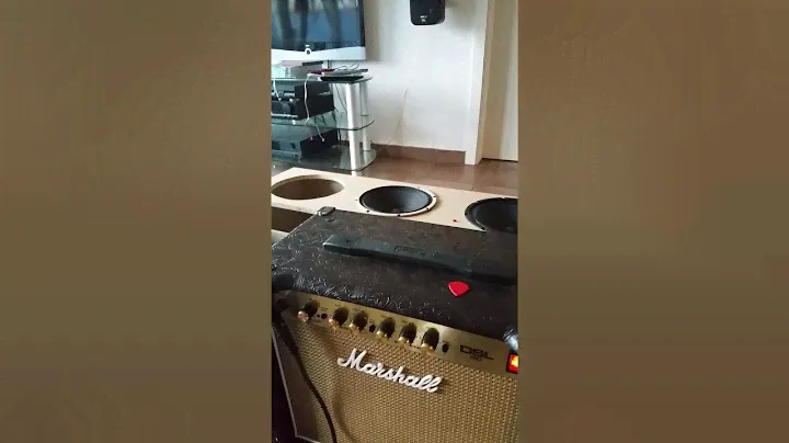 Celestion gold  celestion greenback g10